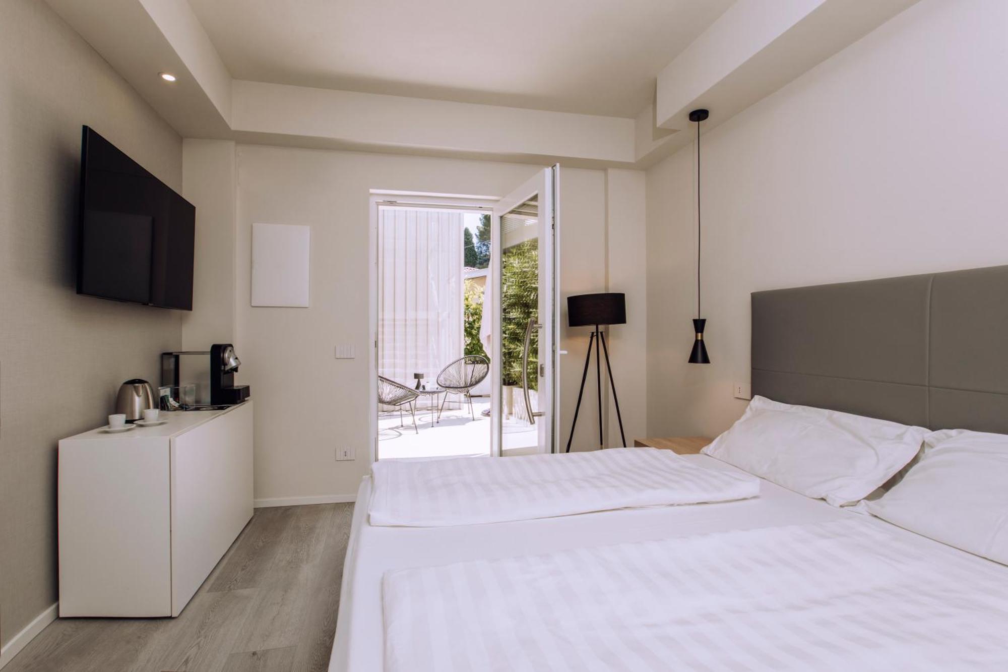 Ah Porticcioli Boutique Apartments San Felice del Benaco Exterior foto